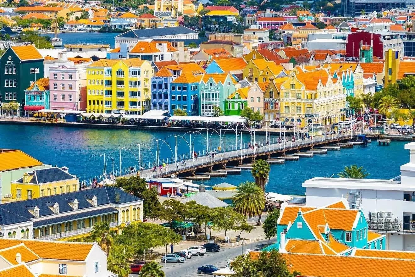 Curacao: City, Culture & Authentic Blue Curacao Tasting