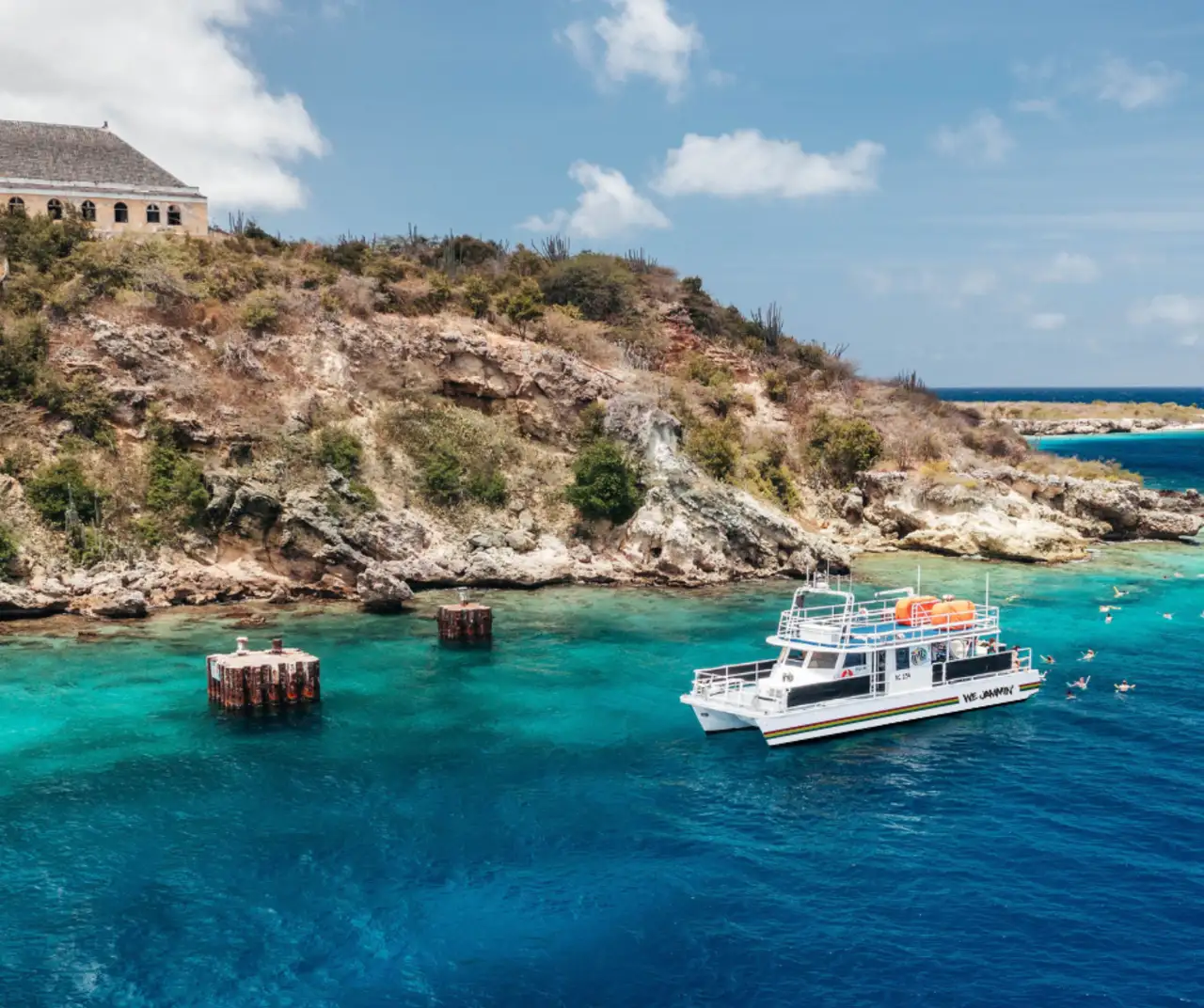 Curacao: Snorkel Cruise with BBQ Lunch and Open Bar