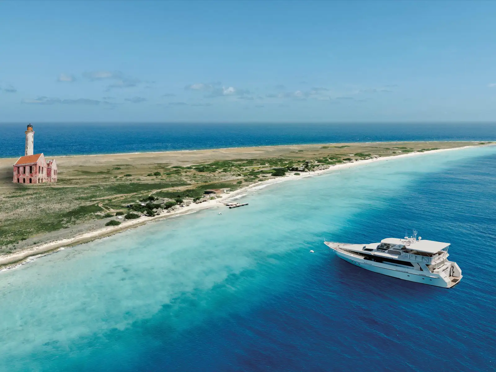 Klein Curacao Yacht Trip with Beach House Access